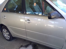 2003 TOYOTA CAMRY, SILVER, LE MODEL, 2.4L, AT,   Z26412